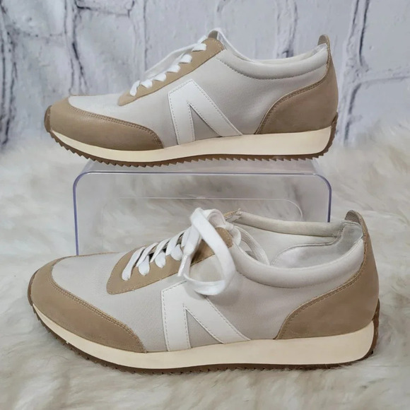 MIA Womens 9 Fashion Sneakers Cream Natural Casual Tennis Shoe Athleisure Cute - Picture 2 of 11